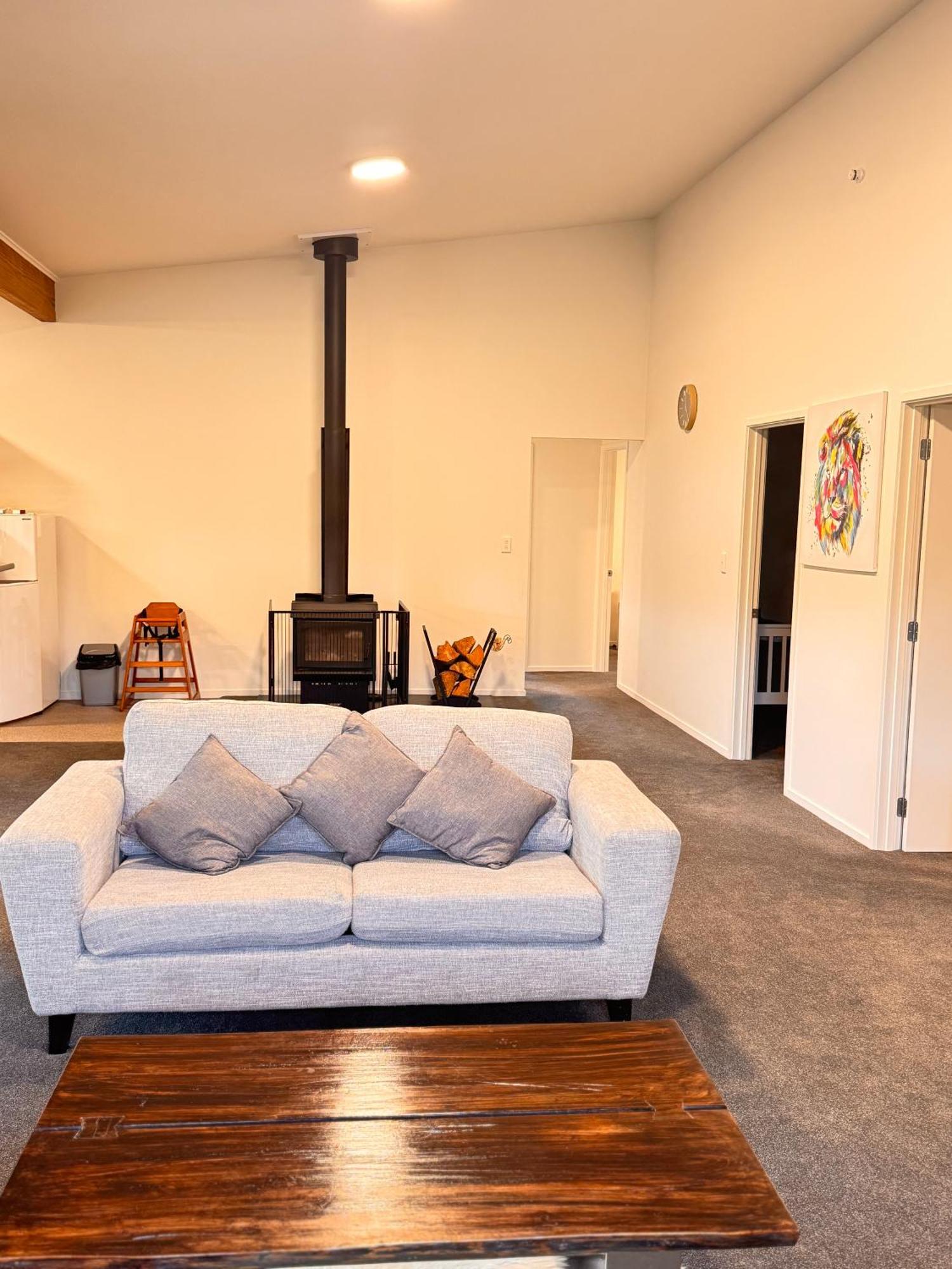 הוילה האנמר ספרינגס Woodbank Retreat מראה חיצוני תמונה